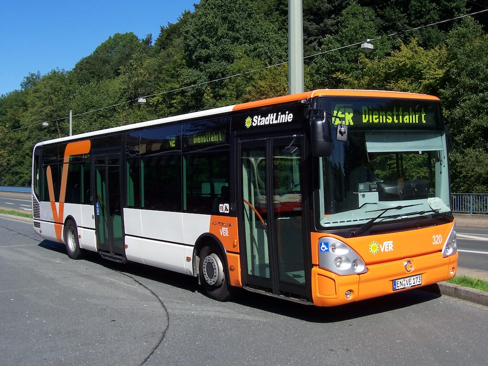 Bus VER CC-BY-SA-2.5/2.0/1.0 Martin Hawlisch
