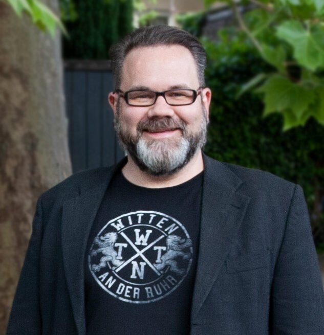 Portraitfoto von Stefan Borggraefe