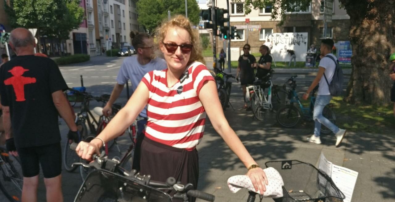 Stadtratskandidatin Elaine Bach bei der Critical Mass